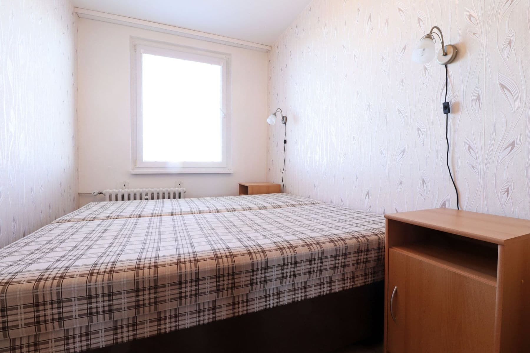 Pronájem bytu 3+1 68 m², Krynická, Praha, Praha Pronájem bytu 3+1 68 m², Krynická, Praha, Praha