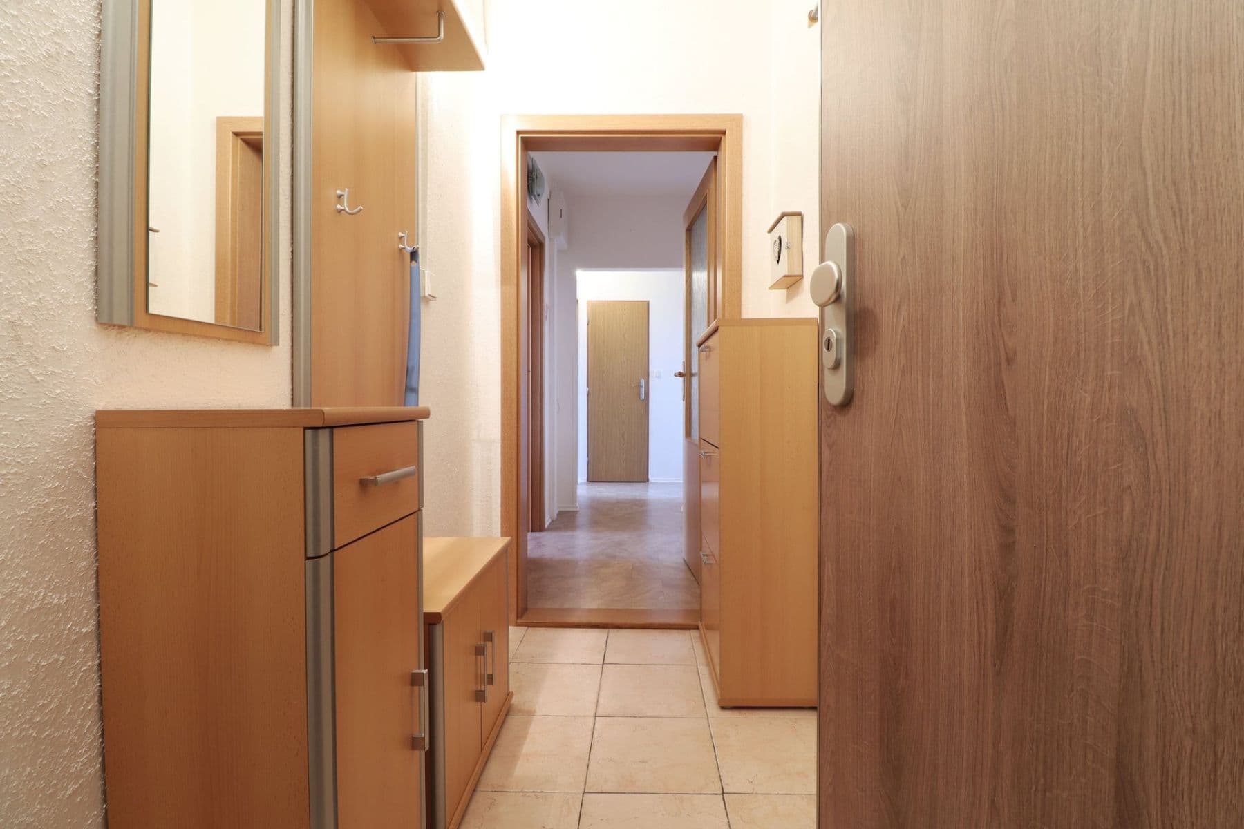 Pronájem bytu 3+1 68 m², Krynická, Praha, Praha Pronájem bytu 3+1 68 m², Krynická, Praha, Praha