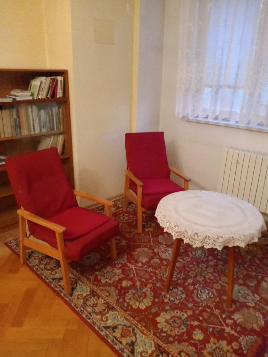 Pronájem bytu 2+1 61 m², Kubánské náměstí, Praha, Praha Pronájem bytu 2+1 61 m², Kubánské náměstí, Praha, Praha