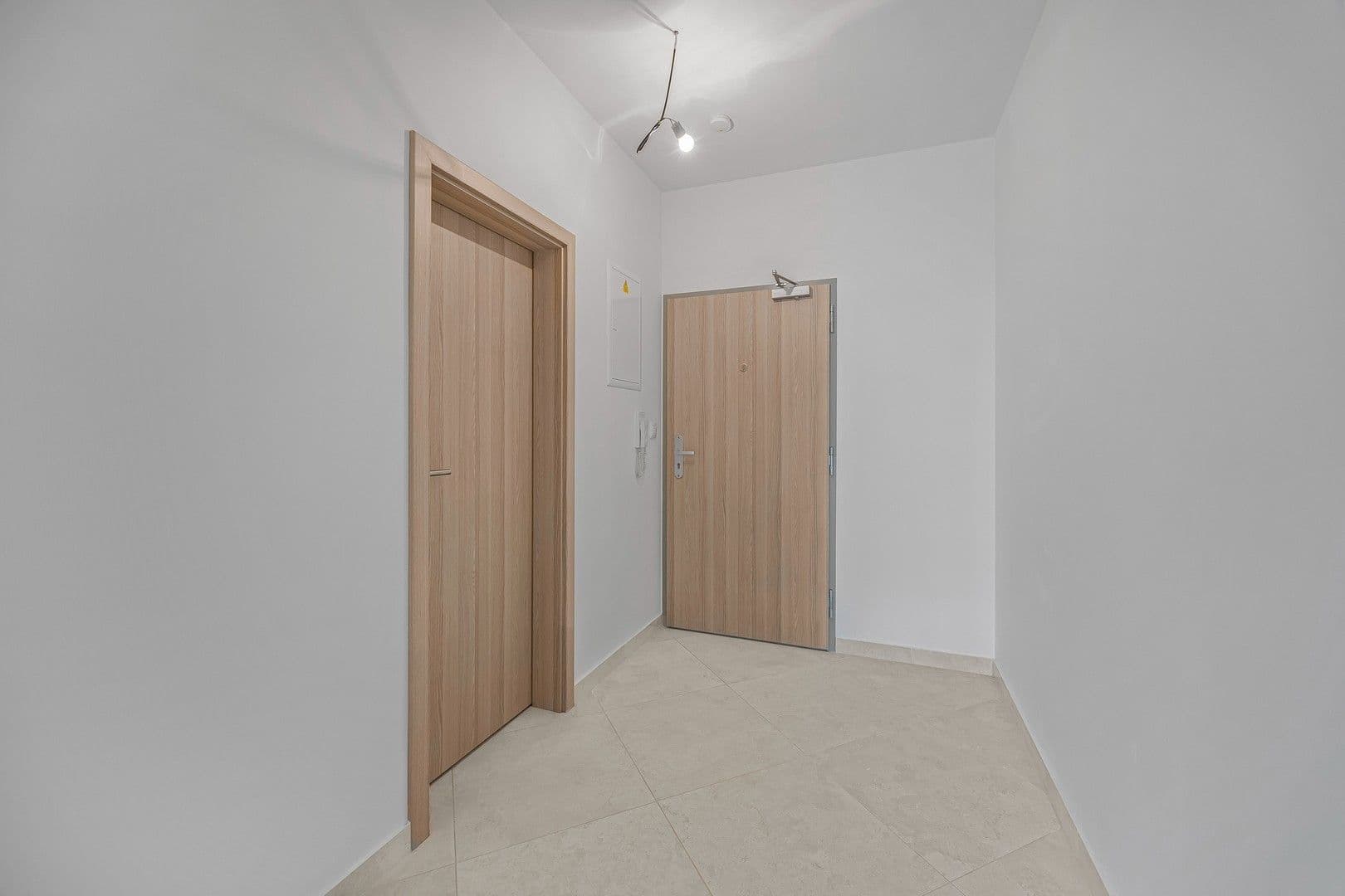 Pronájem bytu 1+kk 33 m², Gerstelova, Praha, Praha Pronájem bytu 1+kk 33 m², Gerstelova, Praha, Praha