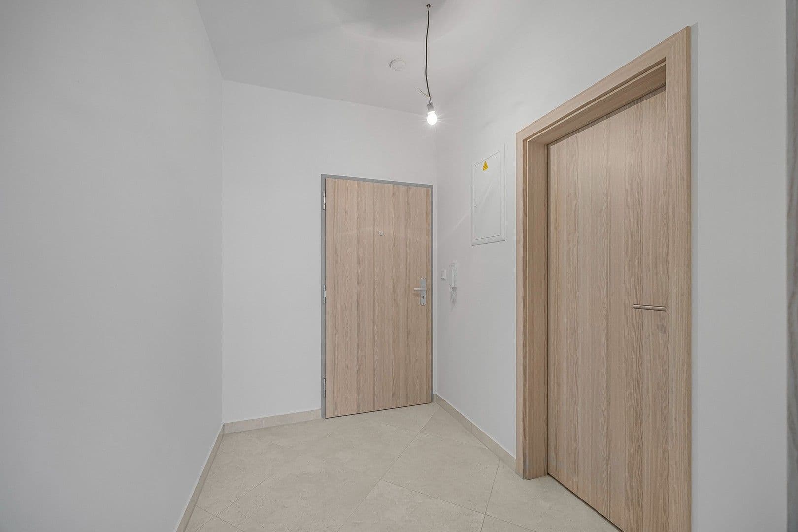 Pronájem bytu 1+kk 33 m², Gerstelova, Praha, Praha Pronájem bytu 1+kk 33 m², Gerstelova, Praha, Praha