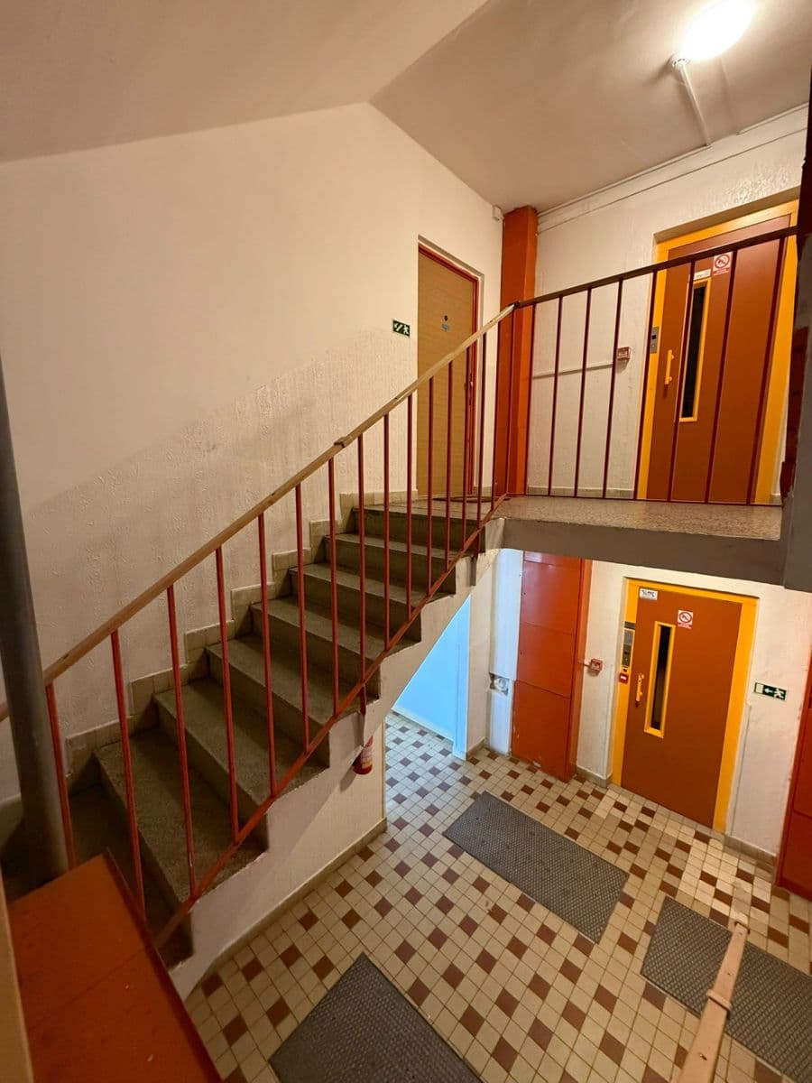 Prodej bytu 3+1 78 m², Brožíkova, Hradec Králové, Královéhradecký kraj Prodej bytu 3+1 78 m², Brožíkova, Hradec Králové, Královéhradecký kraj