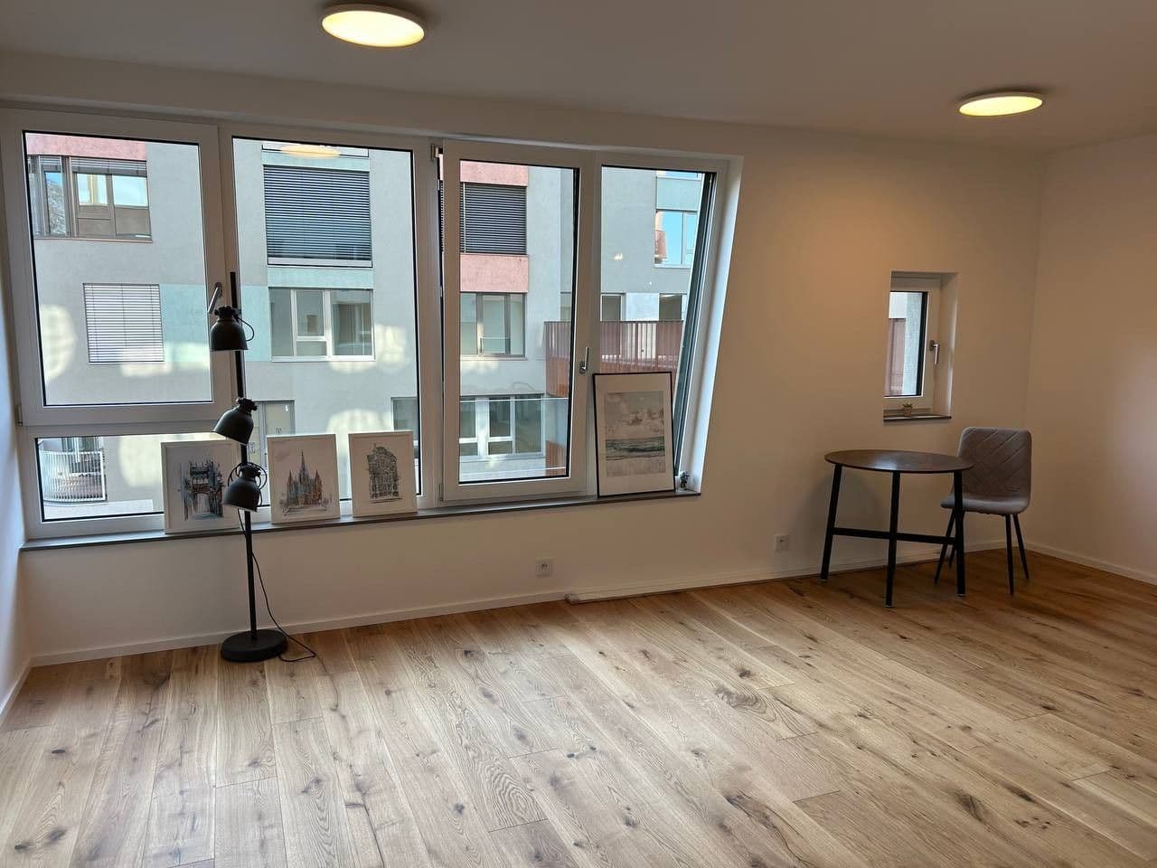 Pronájem bytu 1+kk 34 m², U Komína, Praha, Praha Pronájem bytu 1+kk 34 m², U Komína, Praha, Praha