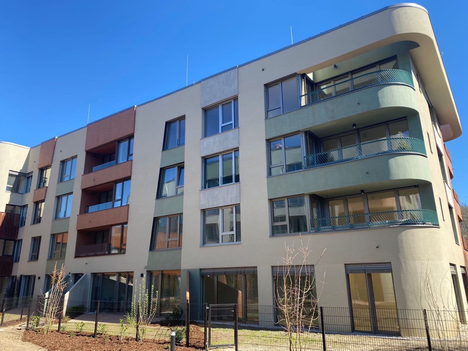 Pronájem bytu 2+kk 46 m², U Komína, Praha, Praha Pronájem bytu 2+kk 46 m², U Komína, Praha, Praha