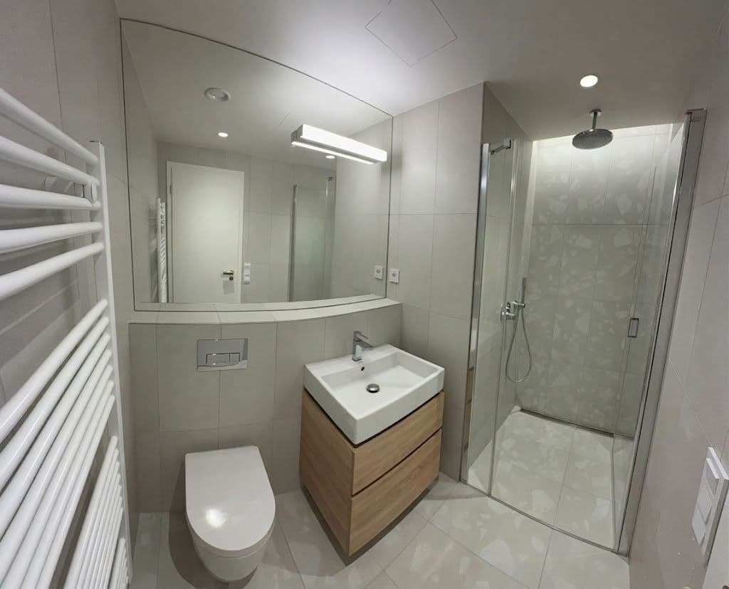 Pronájem bytu 2+kk 46 m², U Komína, Praha, Praha Pronájem bytu 2+kk 46 m², U Komína, Praha, Praha