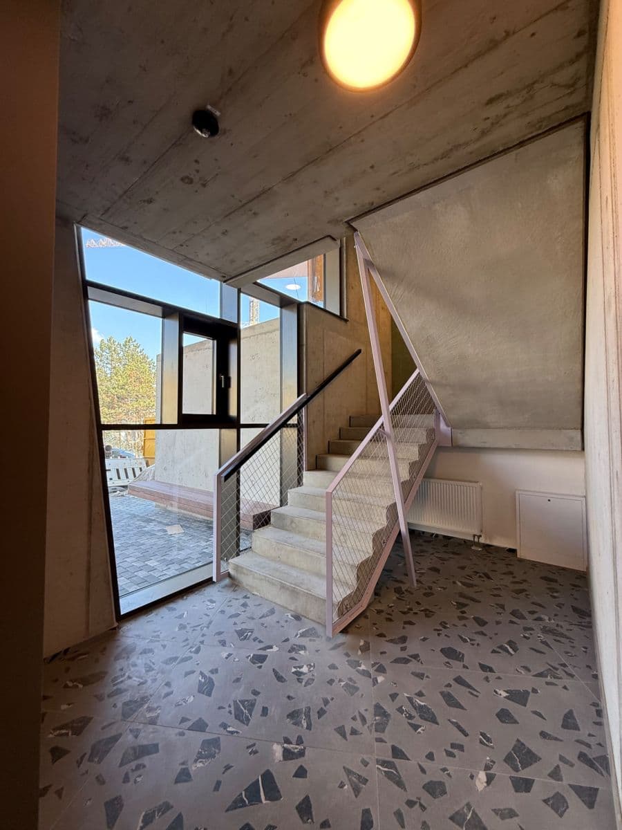 Pronájem bytu 2+kk 46 m², U Komína, Praha, Praha Pronájem bytu 2+kk 46 m², U Komína, Praha, Praha