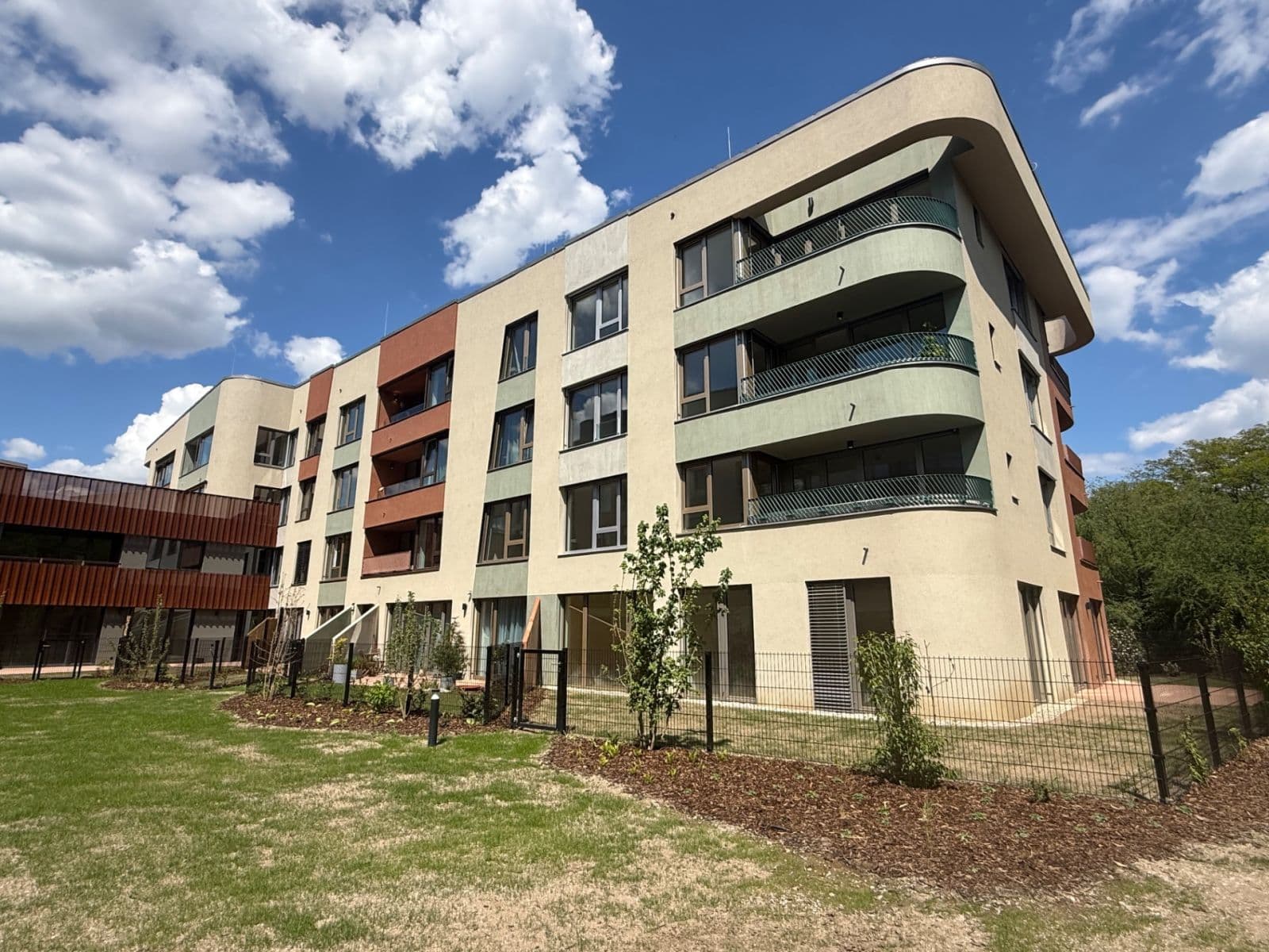 Pronájem bytu 2+kk 46 m², U Komína, Praha, Praha Pronájem bytu 2+kk 46 m², U Komína, Praha, Praha