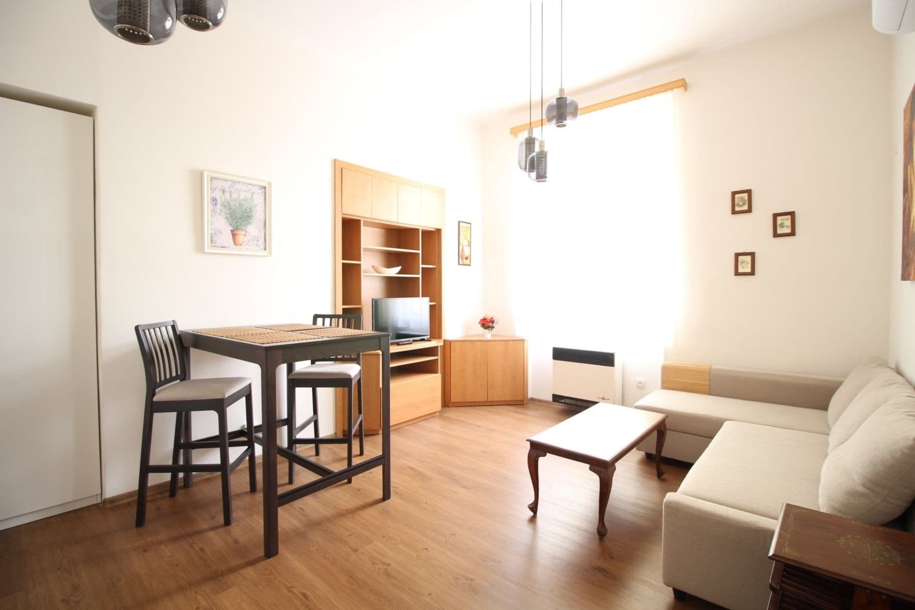 Pronájem bytu 2+kk 34 m², Vodičkova, Praha, Praha Pronájem bytu 2+kk 34 m², Vodičkova, Praha, Praha