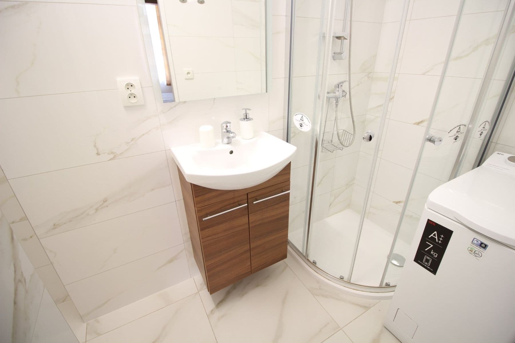 Pronájem bytu 2+kk 34 m², Vodičkova, Praha, Praha Pronájem bytu 2+kk 34 m², Vodičkova, Praha, Praha