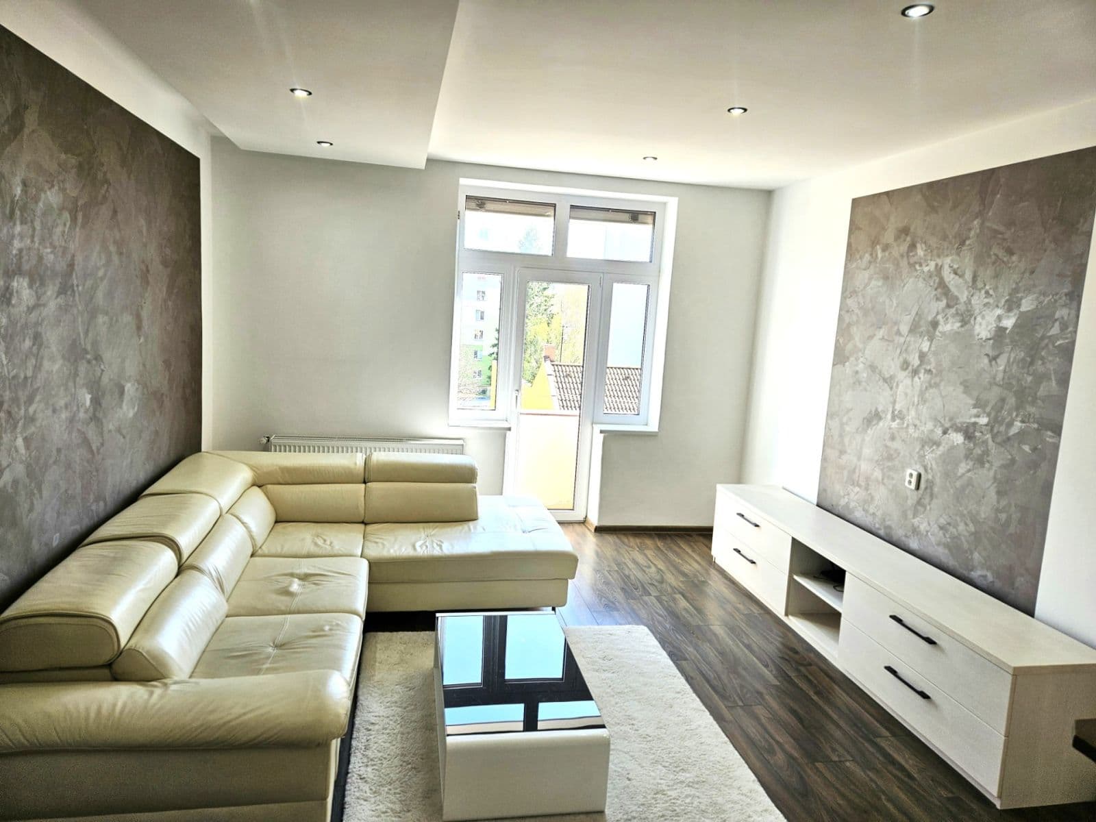 Pronájem bytu 3+1 85 m², Hřbitovní, Nový Jičín, Moravskoslezský kraj Pronájem bytu 3+1 85 m², Hřbitovní, Nový Jičín, Moravskoslezský kraj