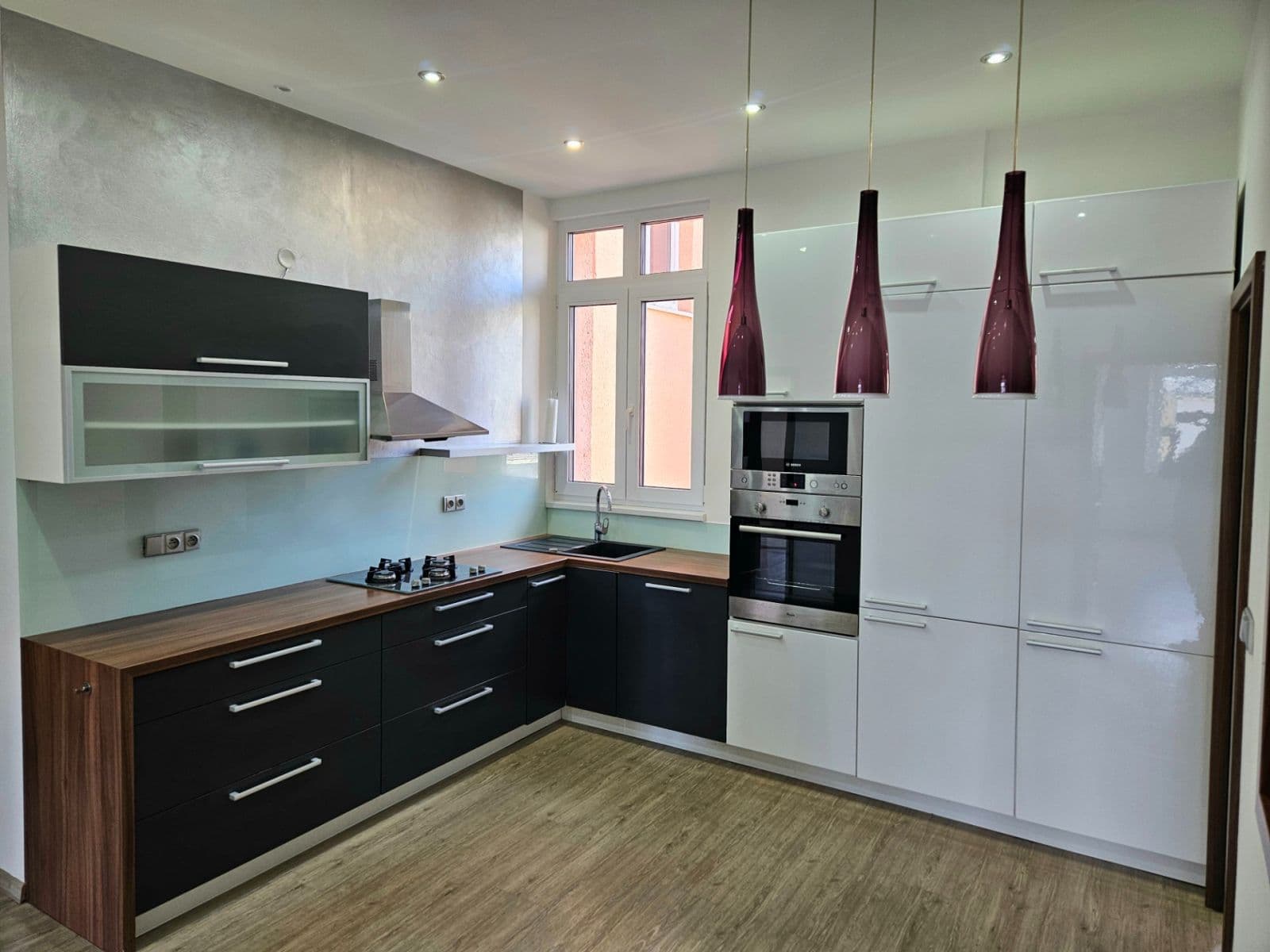 Pronájem bytu 3+1 85 m², Hřbitovní, Nový Jičín, Moravskoslezský kraj Pronájem bytu 3+1 85 m², Hřbitovní, Nový Jičín, Moravskoslezský kraj