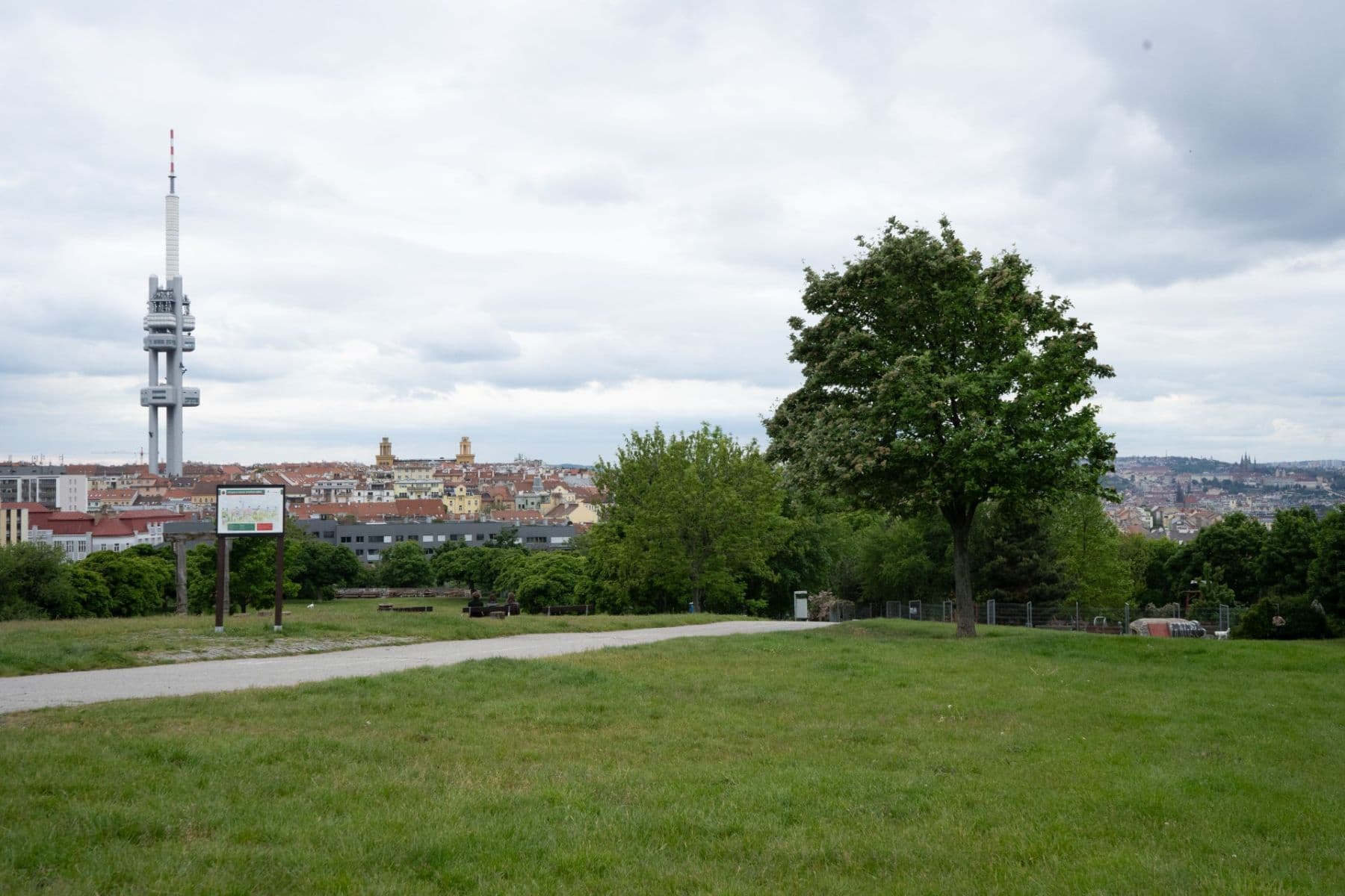 Pronájem bytu 2+kk 48 m², Žerotínova, Praha, Praha Pronájem bytu 2+kk 48 m², Žerotínova, Praha, Praha