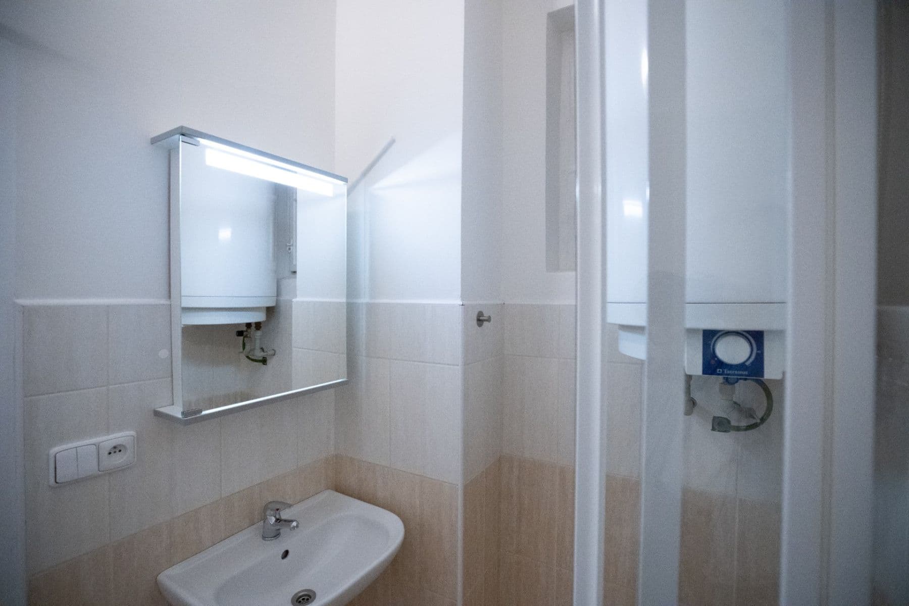 Pronájem bytu 2+kk 48 m², Žerotínova, Praha, Praha Pronájem bytu 2+kk 48 m², Žerotínova, Praha, Praha