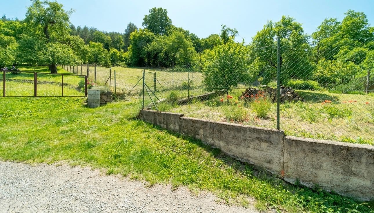 Prodej pozemku 1.083 m², Sentice, Jihomoravský kraj Prodej pozemku 1.083 m², Sentice, Jihomoravský kraj