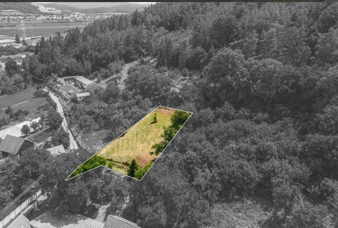 Prodej pozemku 1.083 m², Sentice, Jihomoravský kraj Prodej pozemku 1.083 m², Sentice, Jihomoravský kraj