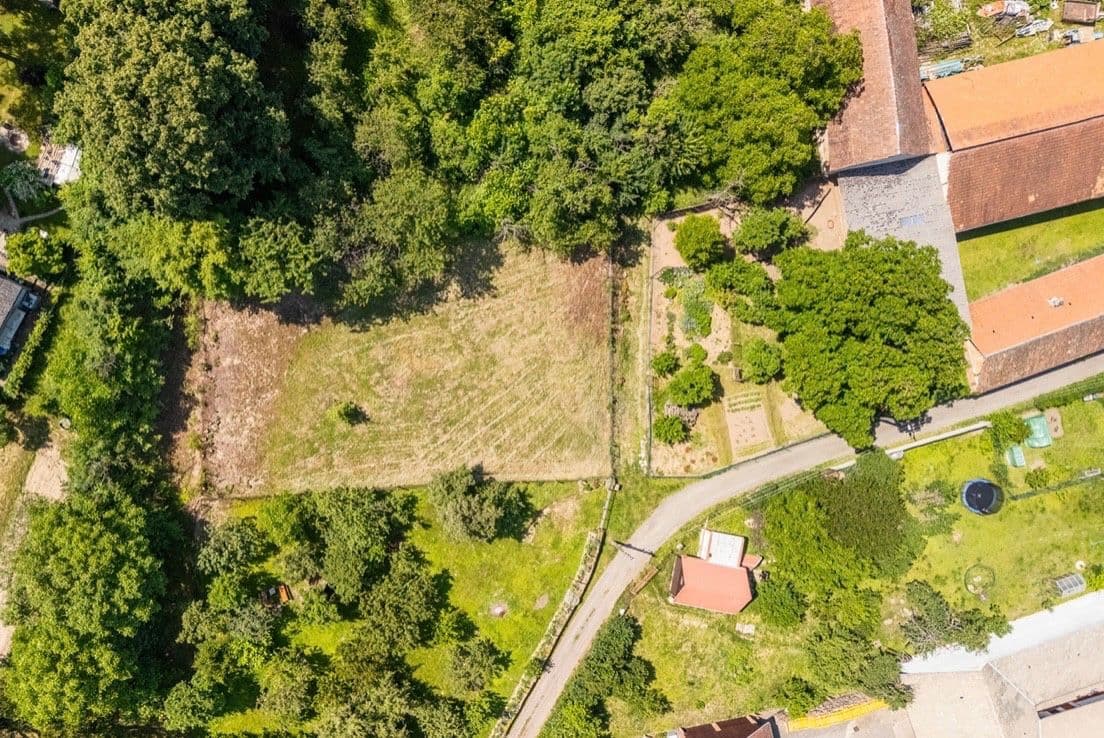 Prodej pozemku 1.083 m², Sentice, Jihomoravský kraj Prodej pozemku 1.083 m², Sentice, Jihomoravský kraj