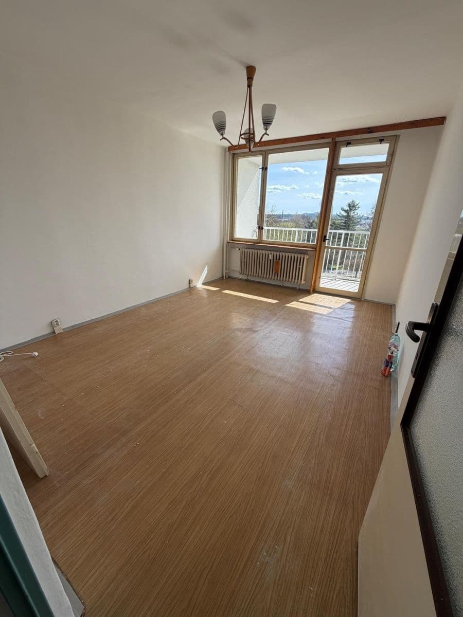 Pronájem bytu 2+1 65 m², Jižní, Česká Lípa, Liberecký kraj Pronájem bytu 2+1 65 m², Jižní, Česká Lípa, Liberecký kraj