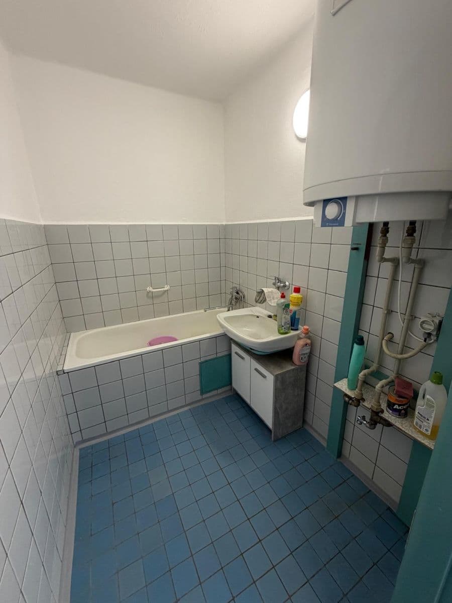 Pronájem bytu 2+1 65 m², Jižní, Česká Lípa, Liberecký kraj Pronájem bytu 2+1 65 m², Jižní, Česká Lípa, Liberecký kraj