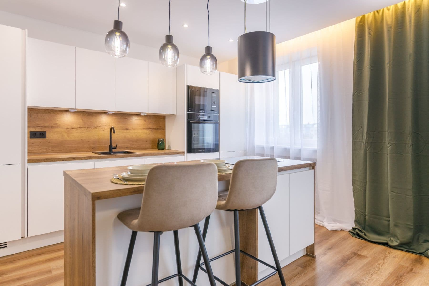 Prodej bytu 2+kk 80 m², nábř. Dr. Edvarda Beneše, Přerov, Olomoucký kraj Prodej bytu 2+kk 80 m², nábř. Dr. Edvarda Beneše, Přerov, Olomoucký kraj