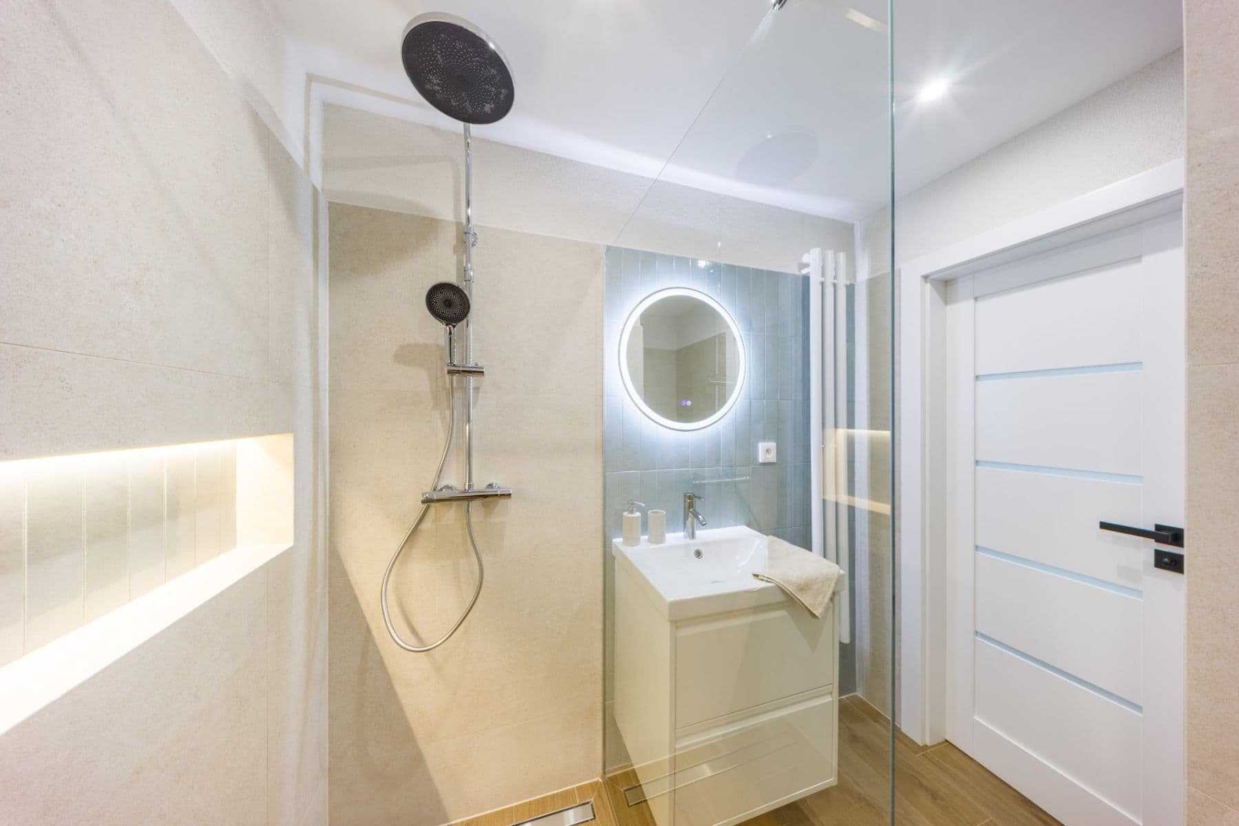 Prodej bytu 2+kk 80 m², nábř. Dr. Edvarda Beneše, Přerov, Olomoucký kraj Prodej bytu 2+kk 80 m², nábř. Dr. Edvarda Beneše, Přerov, Olomoucký kraj