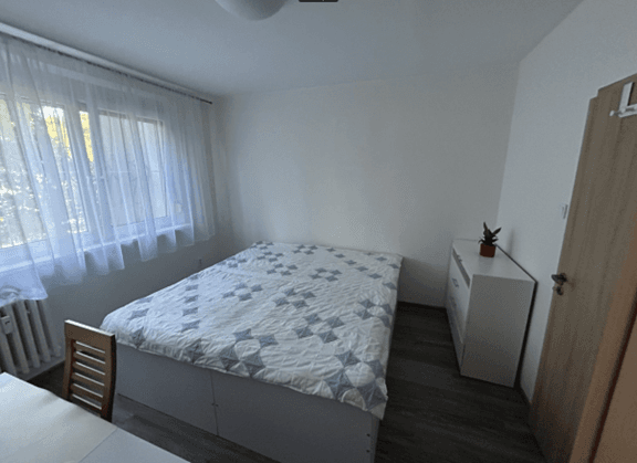 Pronájem bytu 3+1 62 m², Toryská, Vrakuňa, Bratislavský kraj Pronájem bytu 3+1 62 m², Toryská, Vrakuňa, Bratislavský kraj