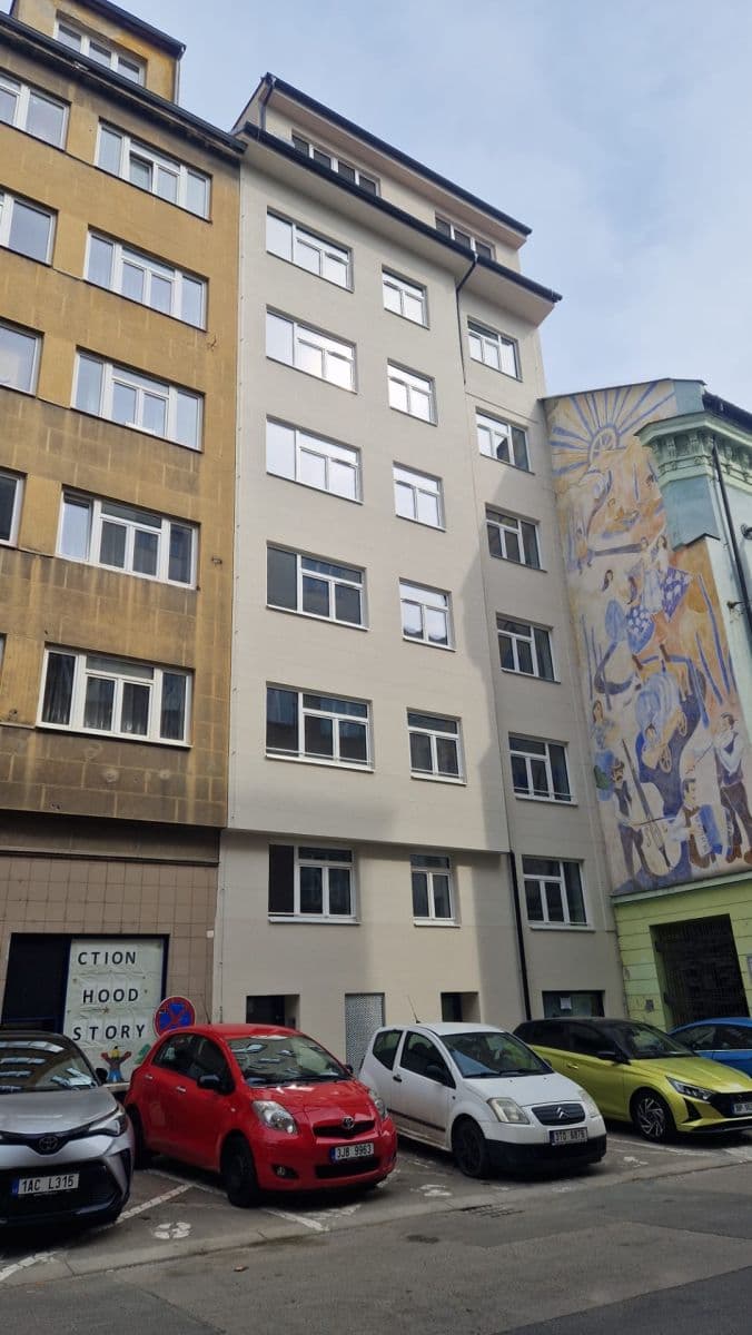 Pronájem bytu 2+kk 38 m², Bratislavská, Brno, Jihomoravský kraj Pronájem bytu 2+kk 38 m², Bratislavská, Brno, Jihomoravský kraj