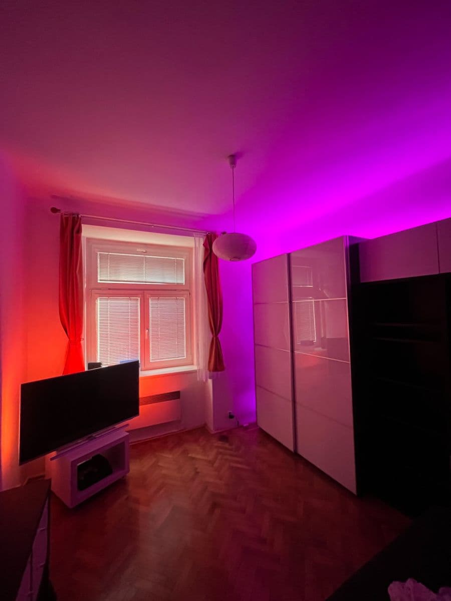 Pronájem bytu 1+kk 25 m², Na Břehu, Praha, Praha Pronájem bytu 1+kk 25 m², Na Břehu, Praha, Praha