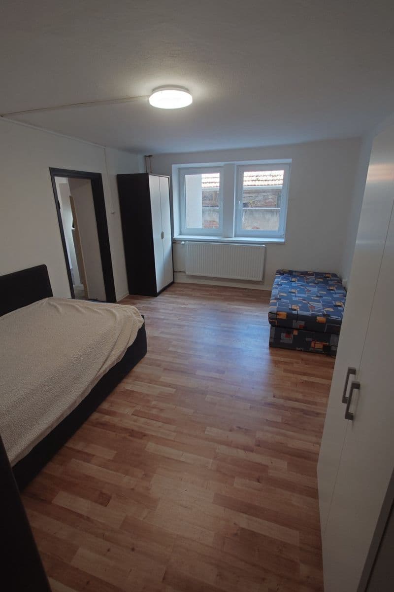 Pronájem domu 120 m², pozemek 250 m², Veverské Knínice, Jihomoravský kraj Pronájem domu 120 m², pozemek 250 m², Veverské Knínice, Jihomoravský kraj