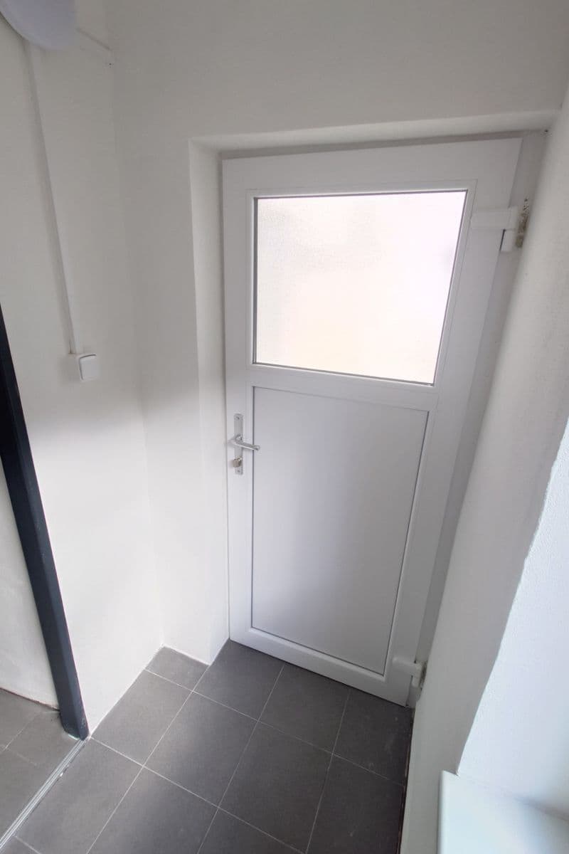 Pronájem domu 120 m², pozemek 250 m², Veverské Knínice, Jihomoravský kraj Pronájem domu 120 m², pozemek 250 m², Veverské Knínice, Jihomoravský kraj