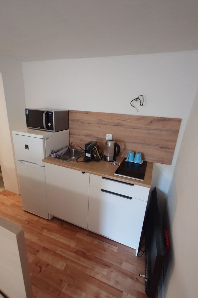 Pronájem domu 120 m², pozemek 250 m², Veverské Knínice, Jihomoravský kraj Pronájem domu 120 m², pozemek 250 m², Veverské Knínice, Jihomoravský kraj