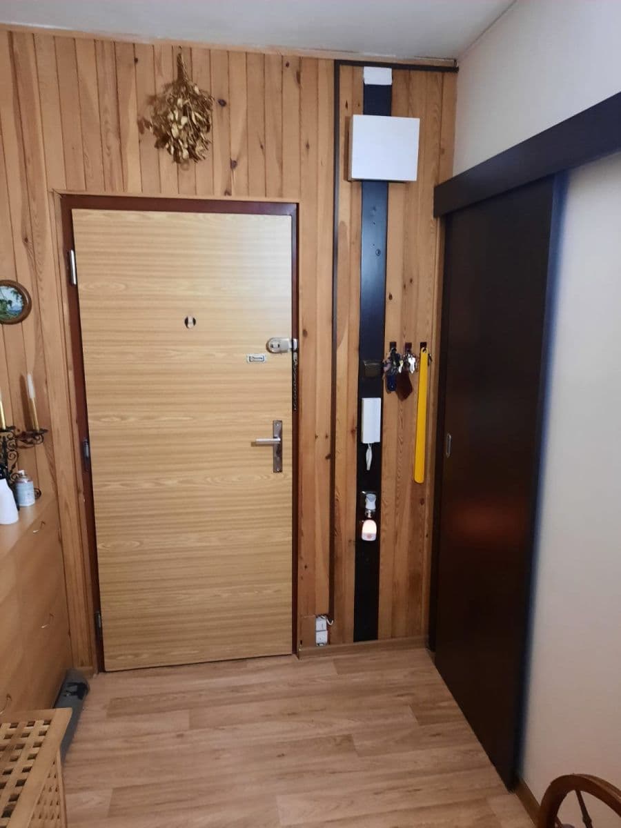 Prodej bytu 3+1 76 m², Jindřicha Plachty, Ústí nad Labem, Ústecký kraj Prodej bytu 3+1 76 m², Jindřicha Plachty, Ústí nad Labem, Ústecký kraj