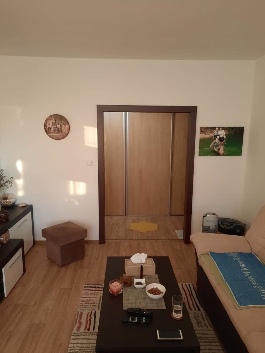 Prodej bytu 3+1 76 m², Jindřicha Plachty, Ústí nad Labem, Ústecký kraj Prodej bytu 3+1 76 m², Jindřicha Plachty, Ústí nad Labem, Ústecký kraj