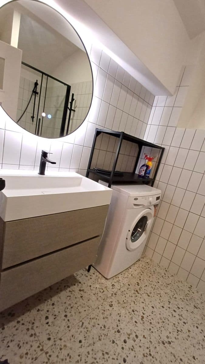 Pronájem bytu 2+kk 39 m², Bořivojova, Praha, Praha Pronájem bytu 2+kk 39 m², Bořivojova, Praha, Praha