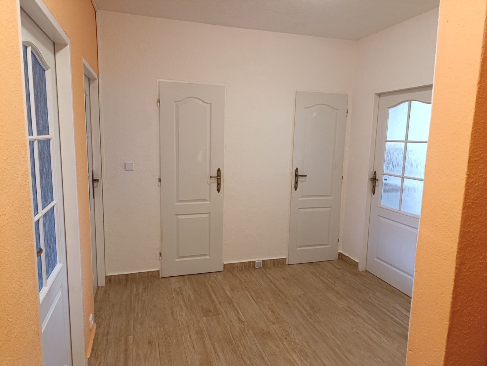 Pronájem bytu 3+1 74 m², Na Hradčanech, Cheb, Karlovarský kraj Pronájem bytu 3+1 74 m², Na Hradčanech, Cheb, Karlovarský kraj