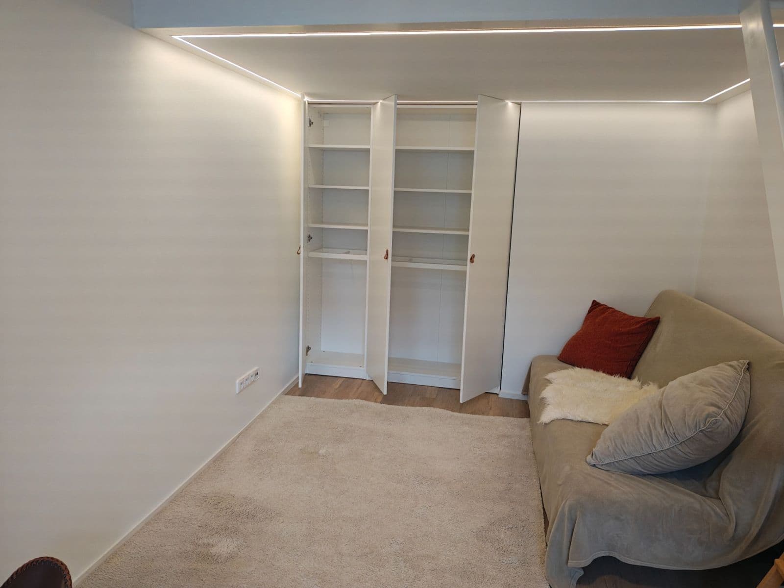 Pronájem bytu 1+1 36 m², Šlikova, Praha, Praha Pronájem bytu 1+1 36 m², Šlikova, Praha, Praha