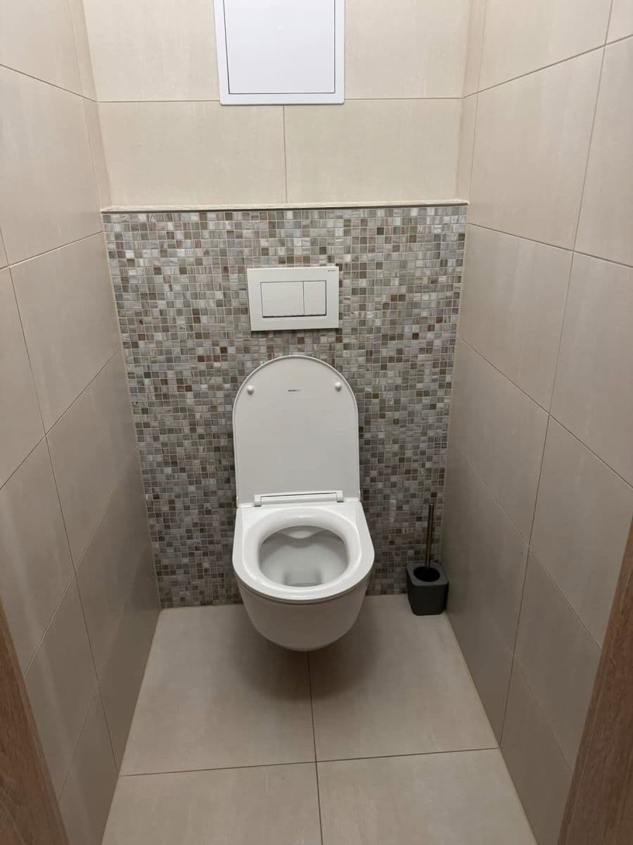 Prodej bytu 2+kk 57 m², Laudonova, Praha, Praha Prodej bytu 2+kk 57 m², Laudonova, Praha, Praha