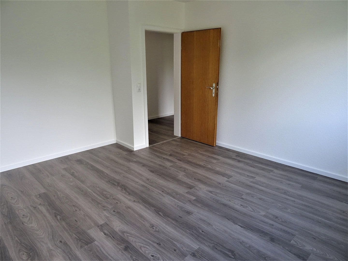 Pronájem bytu 2+1 66 m², Leverkusen, Severní Porýní-Vestfálsko Pronájem bytu 2+1 66 m², Leverkusen, Severní Porýní-Vestfálsko