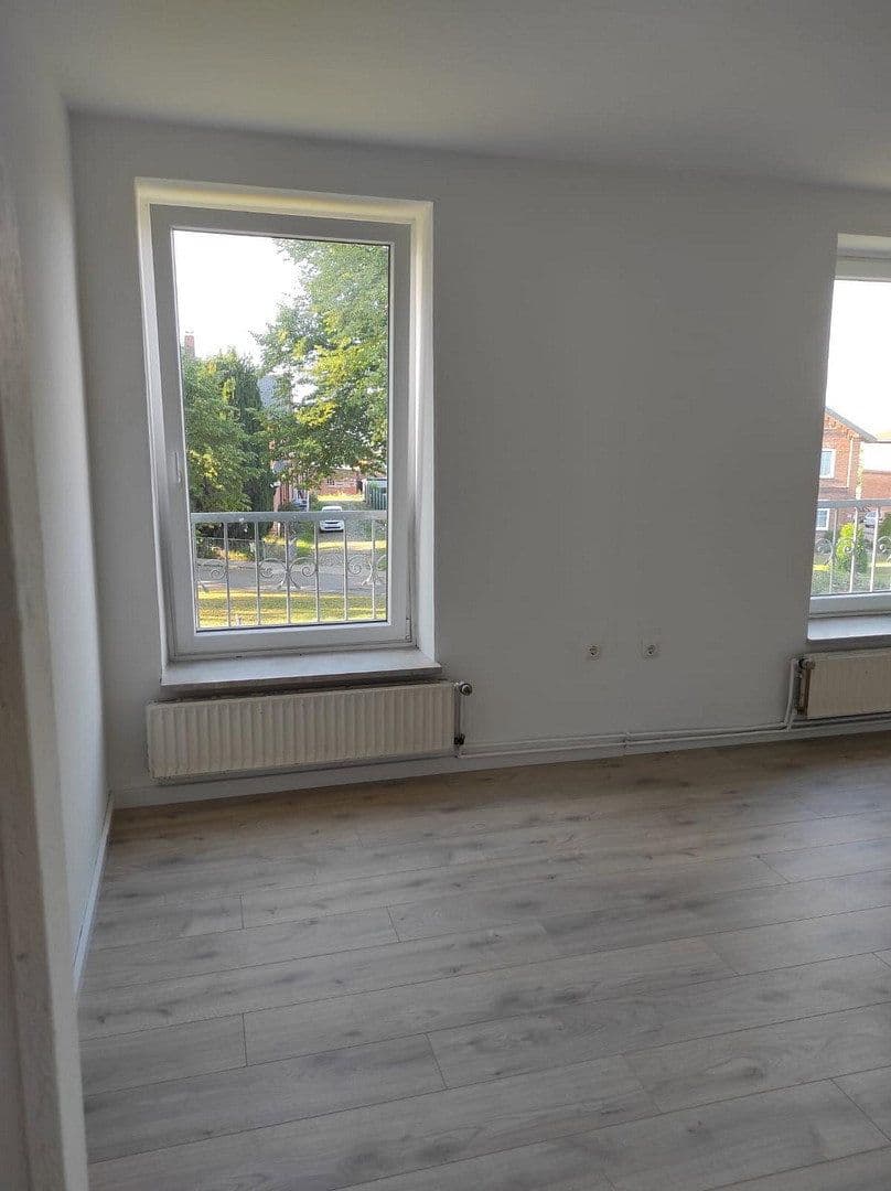 Pronájem bytu 5+1 150 m², Dorfstraße 20, Siebenbäumen, Šlesvicko-Holštýnsko Pronájem bytu 5+1 150 m², Dorfstraße 20, Siebenbäumen, Šlesvicko-Holštýnsko