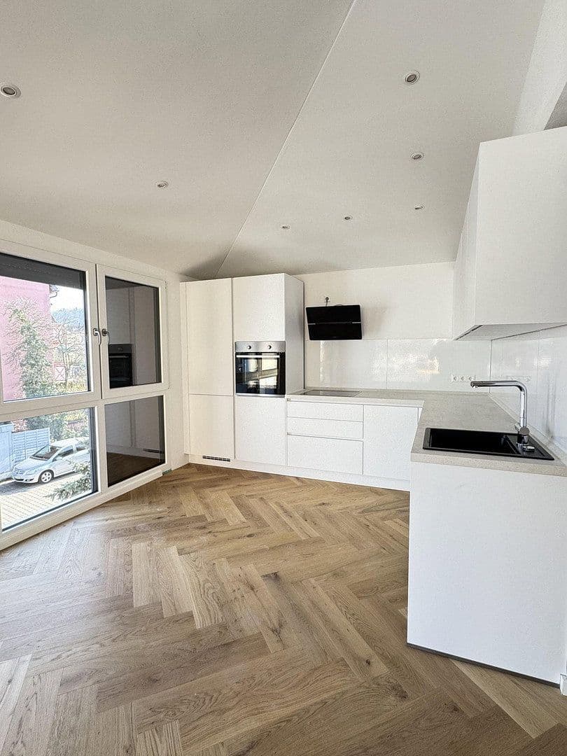 Pronájem bytu 3+kk 71 m², Wasenstrasse 31, Stuttgart, Bádensko-Württembersko Pronájem bytu 3+kk 71 m², Wasenstrasse 31, Stuttgart, Bádensko-Württembersko