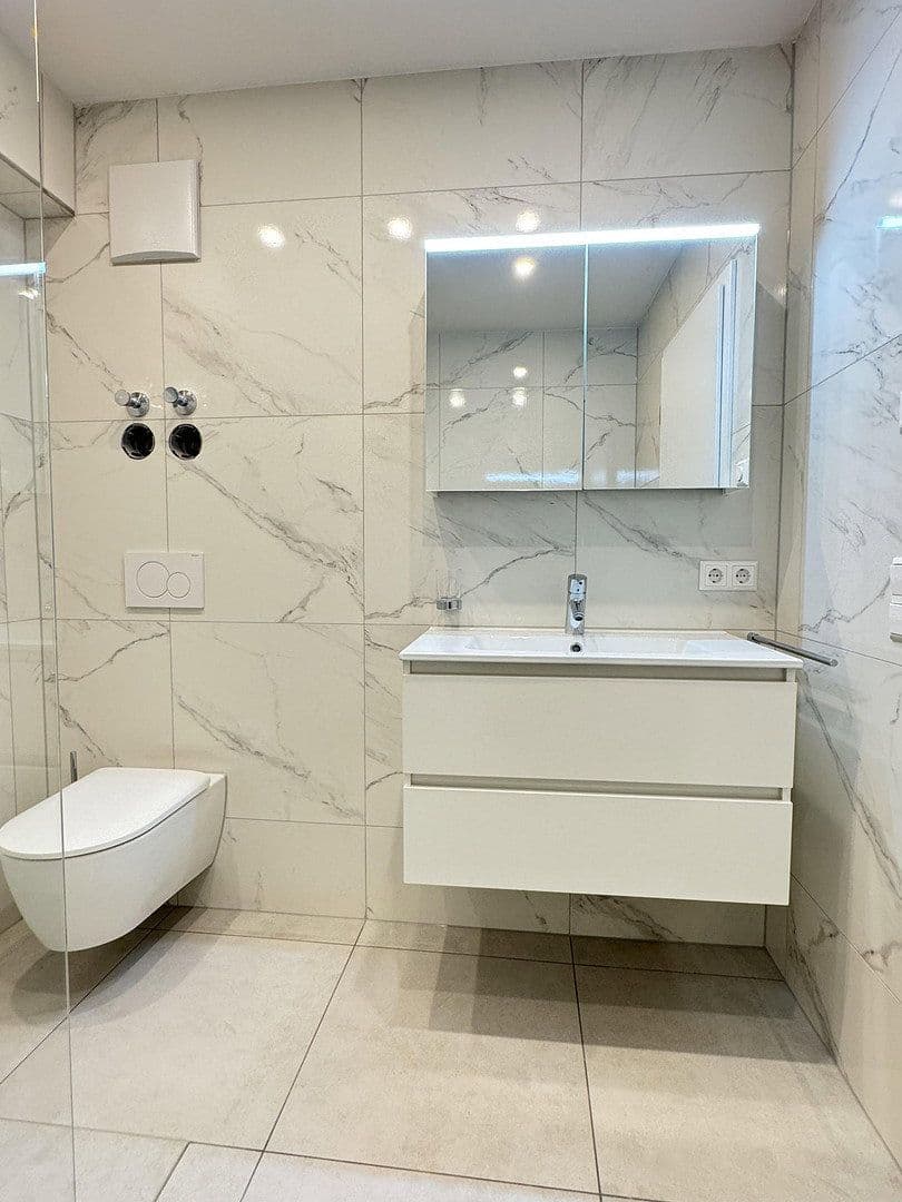 Pronájem bytu 3+kk 71 m², Wasenstrasse 31, Stuttgart, Bádensko-Württembersko Pronájem bytu 3+kk 71 m², Wasenstrasse 31, Stuttgart, Bádensko-Württembersko