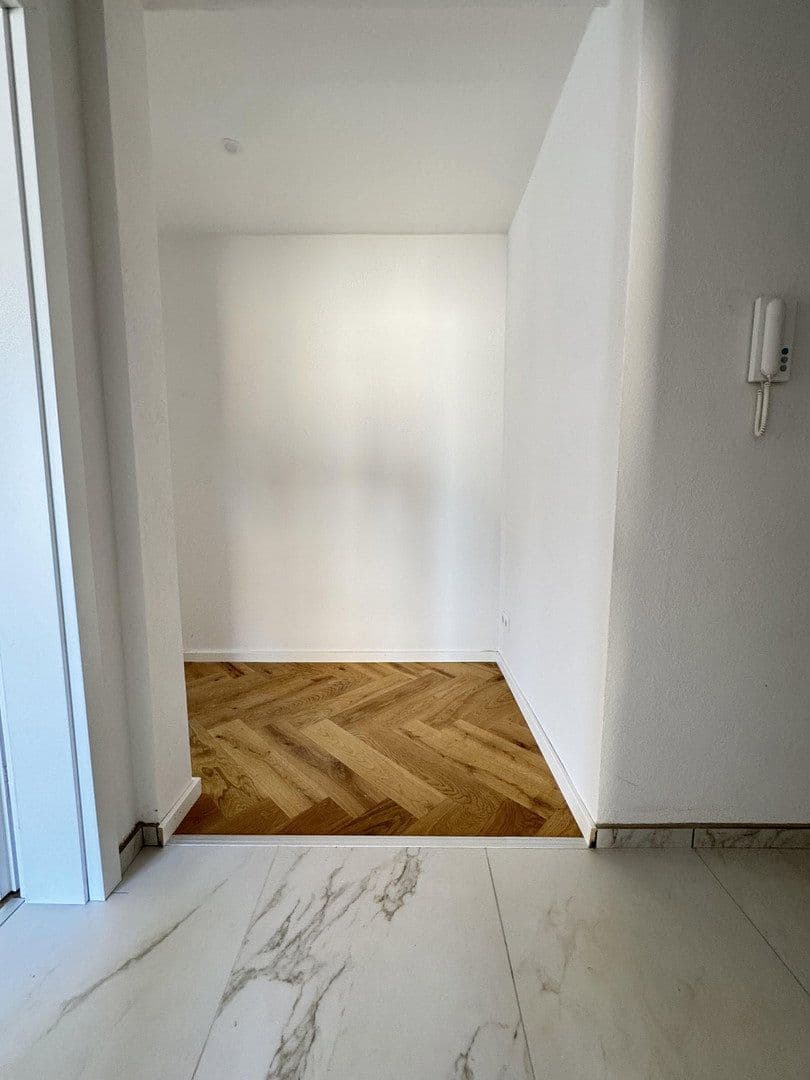 Pronájem bytu 3+kk 71 m², Wasenstrasse 31, Stuttgart, Bádensko-Württembersko Pronájem bytu 3+kk 71 m², Wasenstrasse 31, Stuttgart, Bádensko-Württembersko