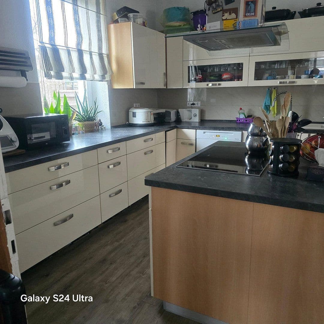 Prodej domu 165 m², pozemek 755 m², Langenlonsheim, Porýní-Falc Prodej domu 165 m², pozemek 755 m², Langenlonsheim, Porýní-Falc