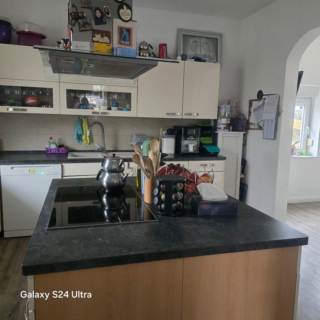 Prodej domu 165 m², pozemek 755 m², Langenlonsheim, Porýní-Falc Prodej domu 165 m², pozemek 755 m², Langenlonsheim, Porýní-Falc