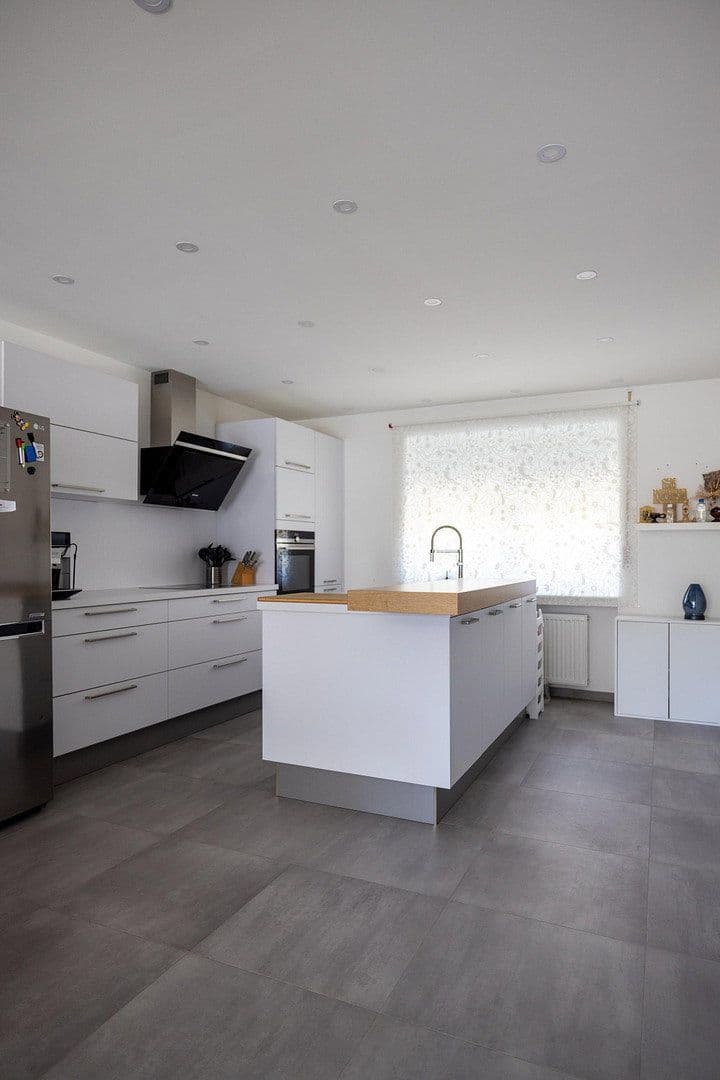 Prodej bytu 4+1 108 m², Nürnberg, Bavorsko Prodej bytu 4+1 108 m², Nürnberg, Bavorsko