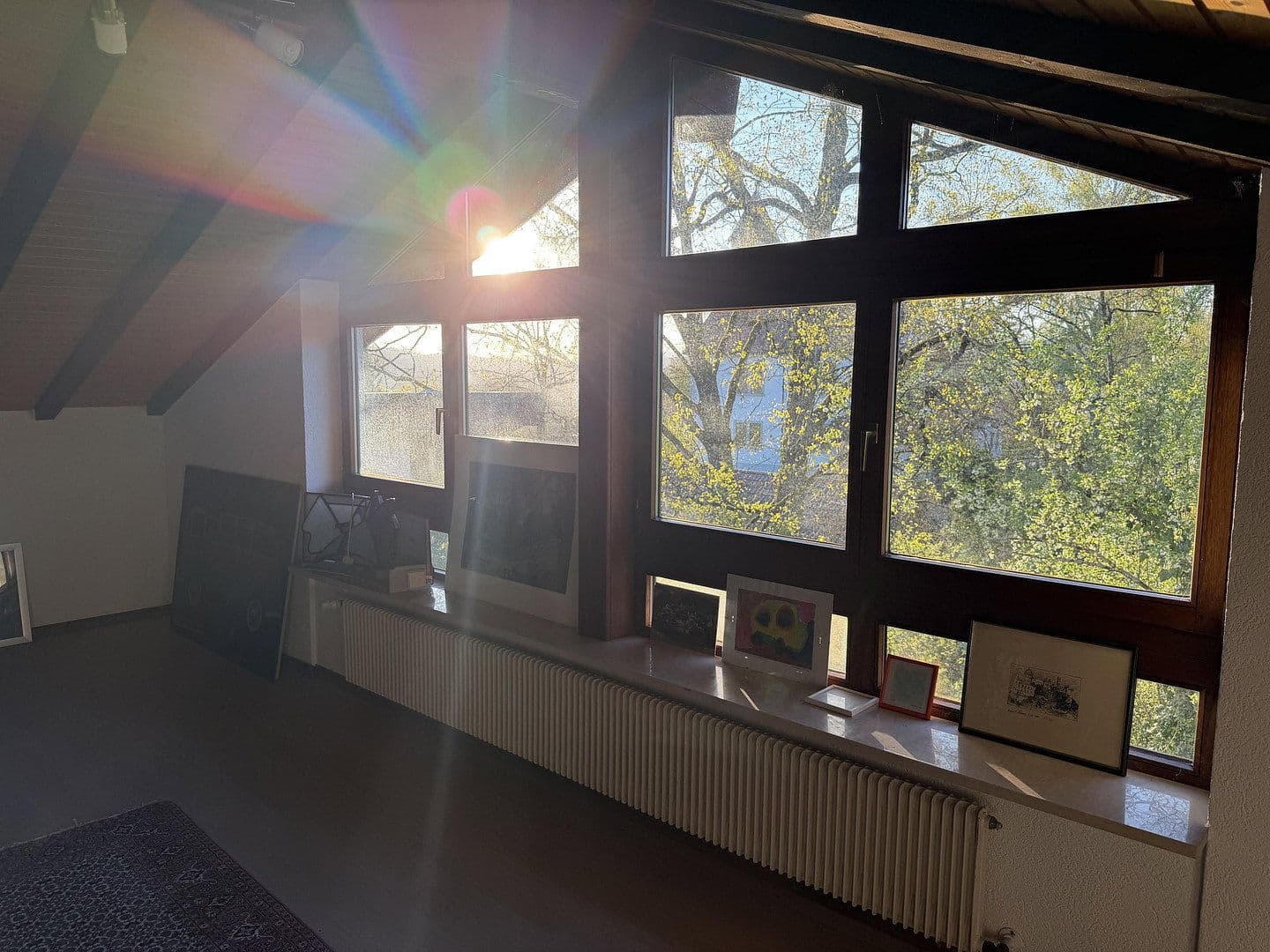 Pronájem domu 240 m², pozemek 3.000 m², Küssaberg, Bádensko-Württembersko Pronájem domu 240 m², pozemek 3.000 m², Küssaberg, Bádensko-Württembersko