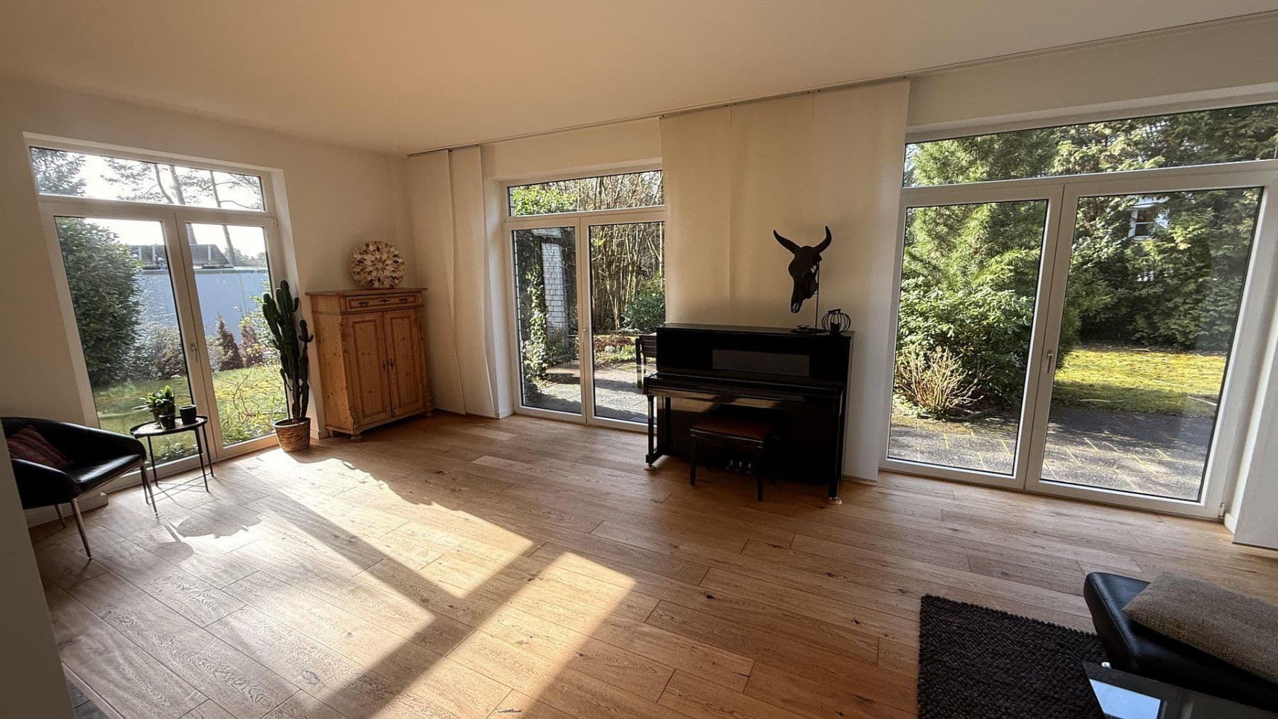 Prodej domu 200 m², pozemek 1.333 m², Seevetal, Dolní Sasko Prodej domu 200 m², pozemek 1.333 m², Seevetal, Dolní Sasko