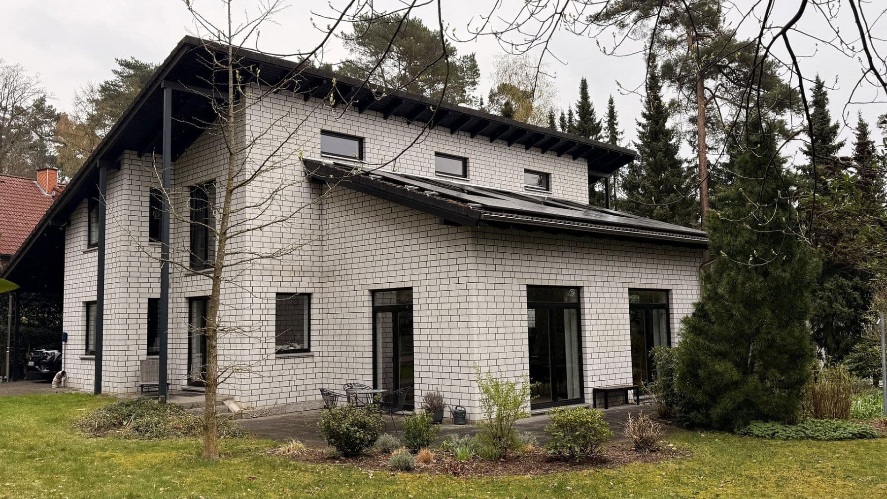 Prodej domu 200 m², pozemek 1.333 m², Seevetal, Dolní Sasko Prodej domu 200 m², pozemek 1.333 m², Seevetal, Dolní Sasko