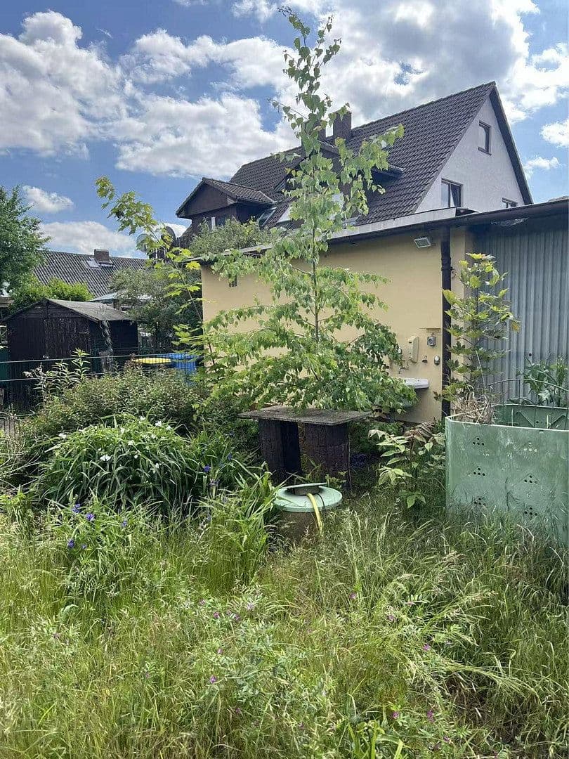 Prodej domu 132 m², pozemek 900 m², Gehlberger Str. 28,, Berlin, Berlín Prodej domu 132 m², pozemek 900 m², Gehlberger Str. 28,, Berlin, Berlín