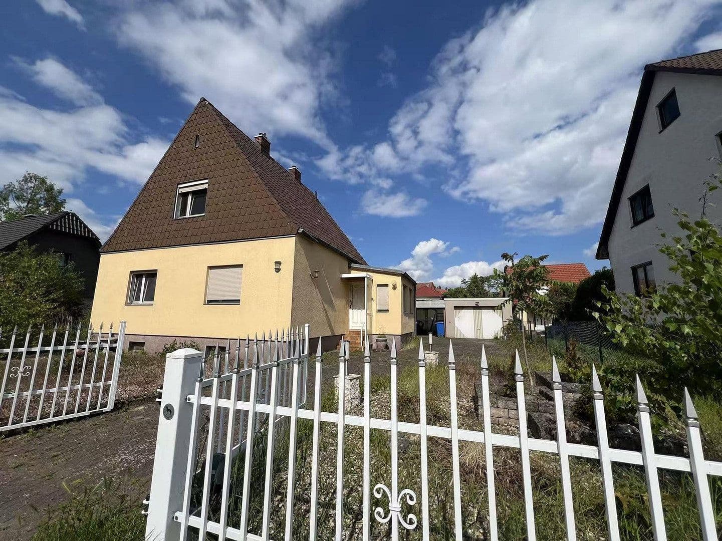 Prodej domu 132 m², pozemek 900 m², Gehlberger Str. 28,, Berlin, Berlín Prodej domu 132 m², pozemek 900 m², Gehlberger Str. 28,, Berlin, Berlín