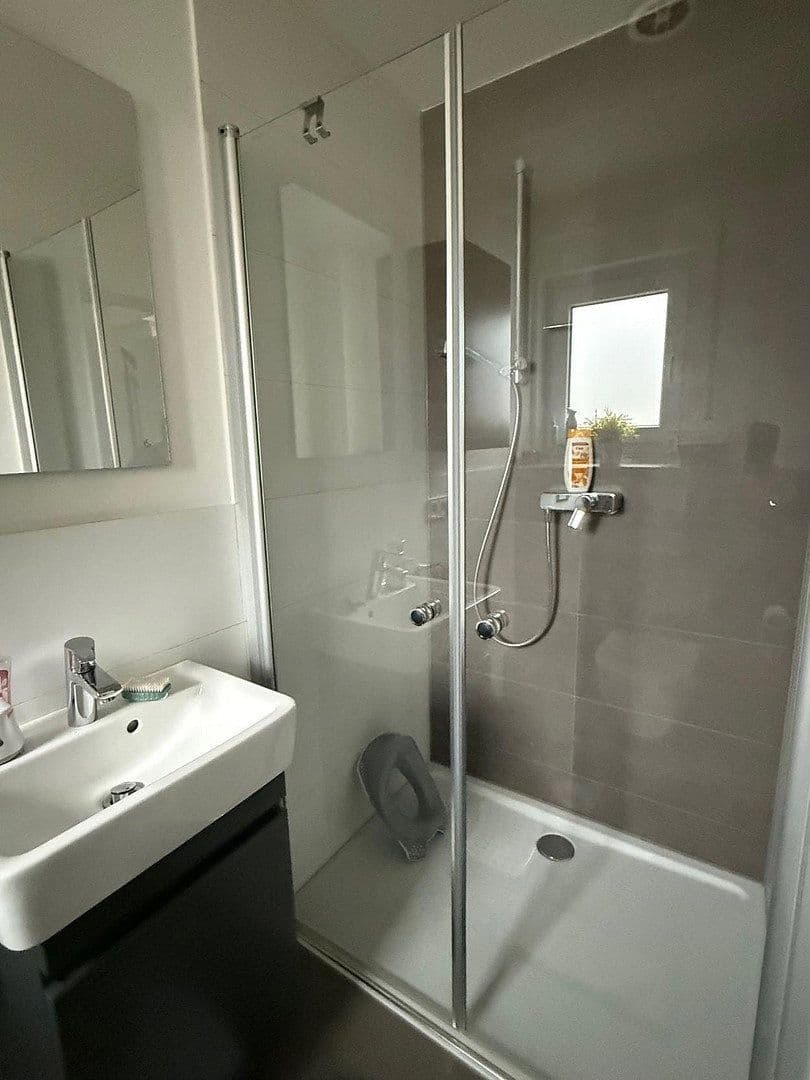 Prodej domu 150 m², pozemek 441 m², Luise-Schöffel-Weg 9, Herrenberg, Bádensko-Württembersko Prodej domu 150 m², pozemek 441 m², Luise-Schöffel-Weg 9, Herrenberg, Bádensko-Württembersko